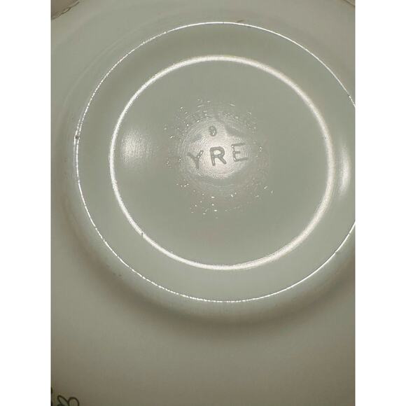 Pyrex #443 Mixing Bowl - Spring Blossom Crazy Daisy 2.5 Quart White & Green Vtg - Picture 5 of 7